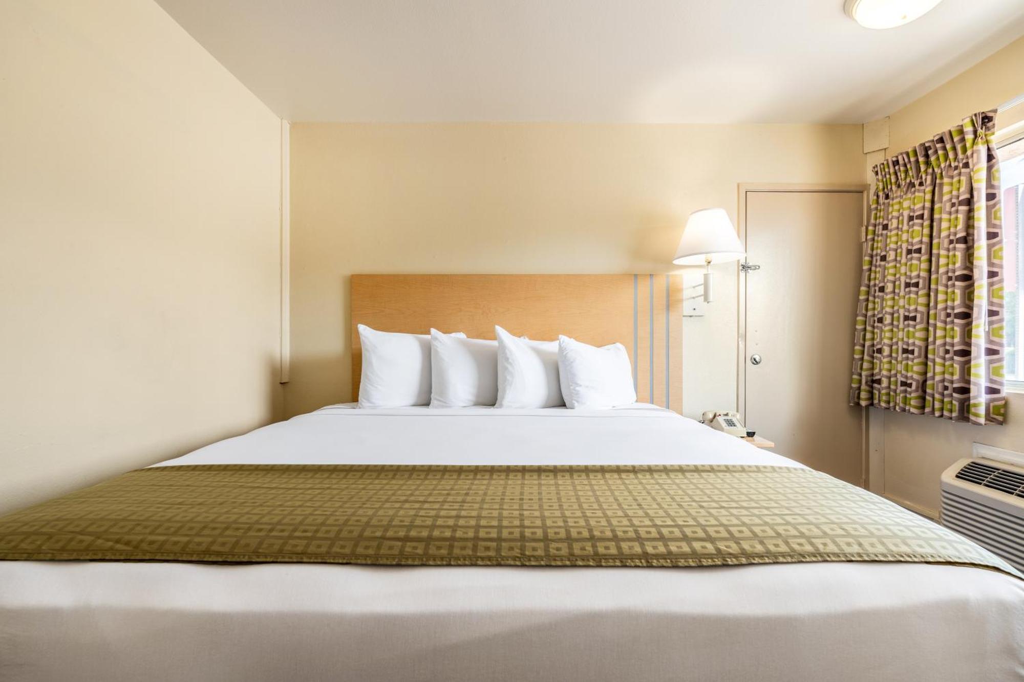 Americas Best Value Inn - Lake City Exteriör bild