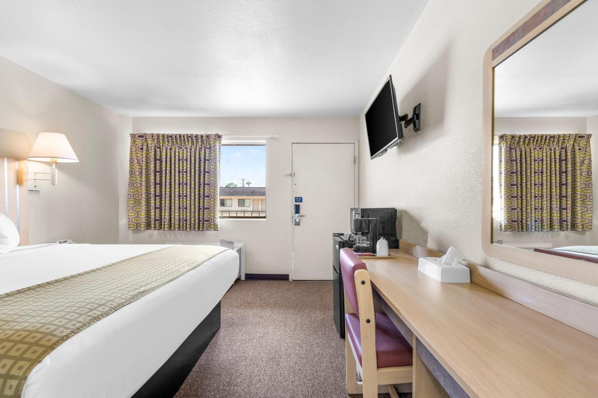 Americas Best Value Inn - Lake City Exteriör bild